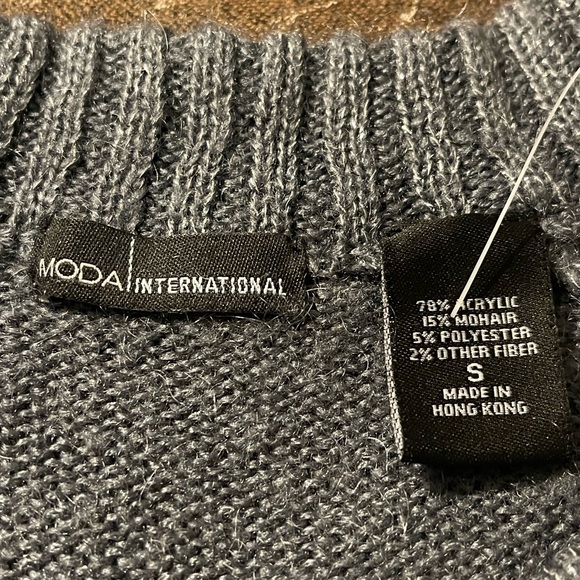 Moda International Tunic Sweater - Picture 7 of 7